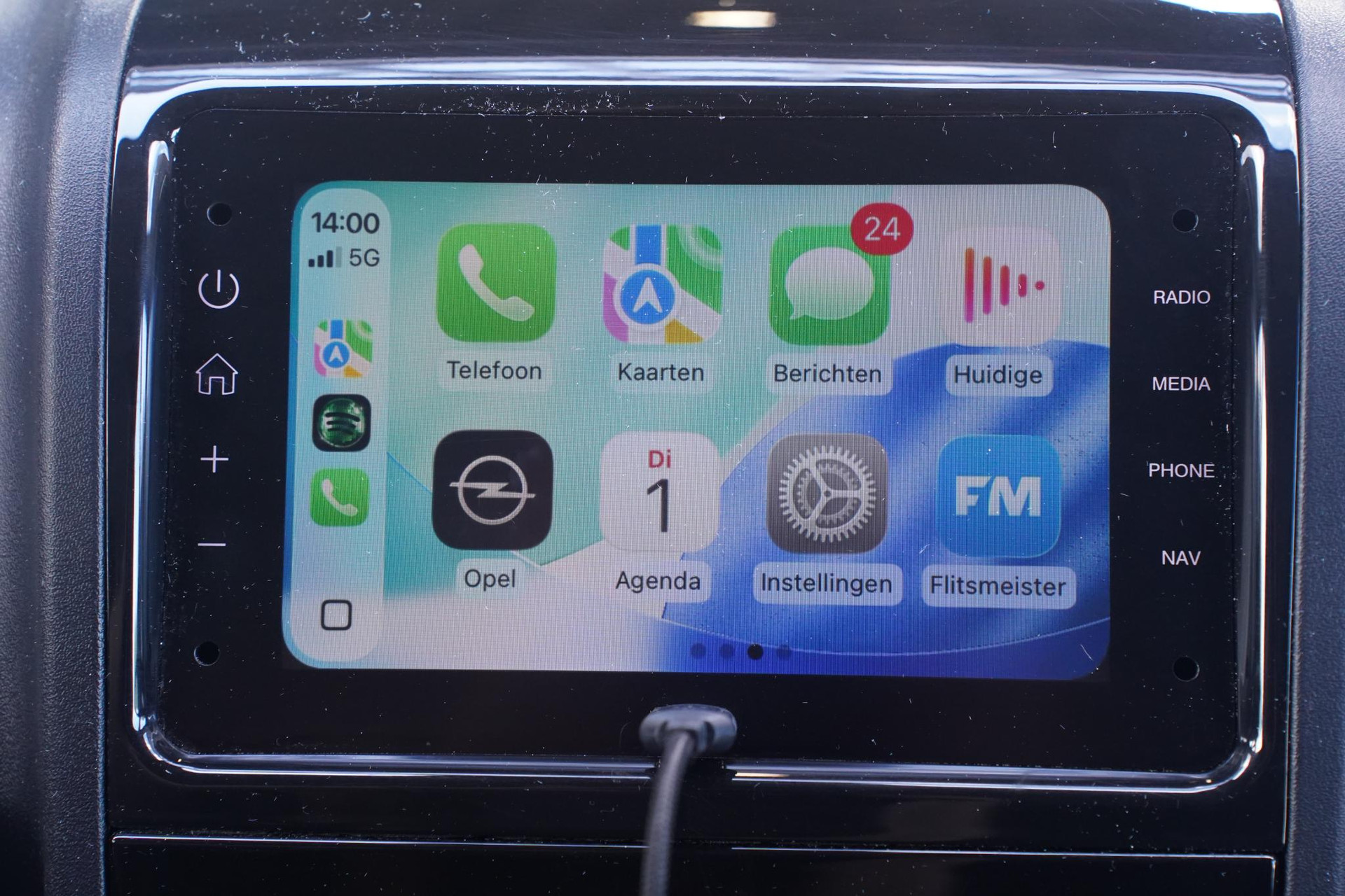 Apple Carplay/Android Auto