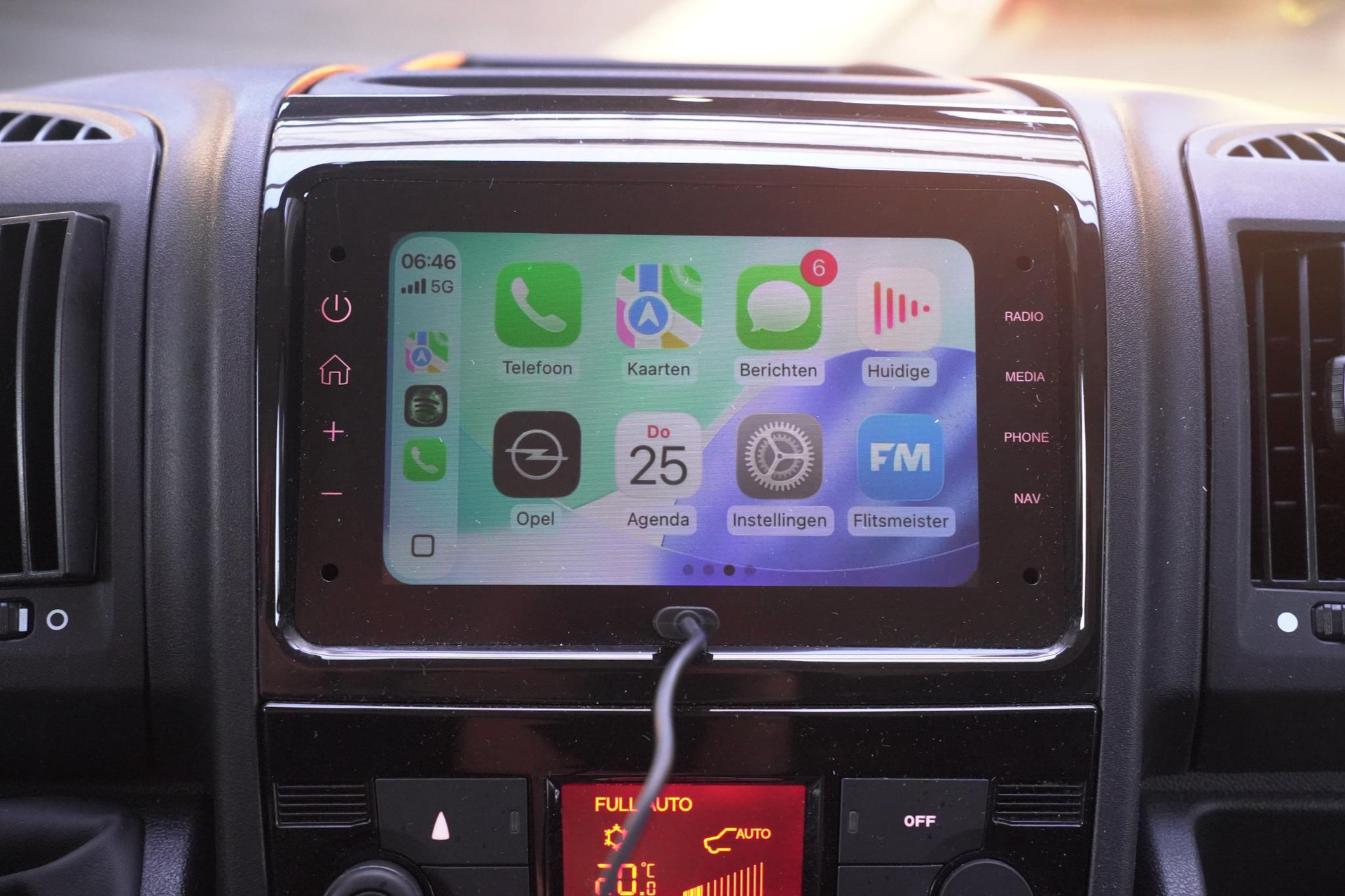 Apple Carplay/Android Auto