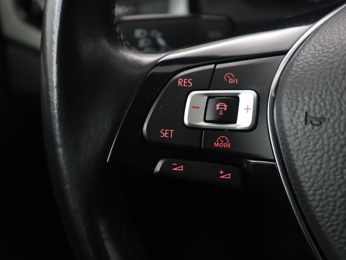 Automatische afstandsregeling (Adaptive Cruise Control)