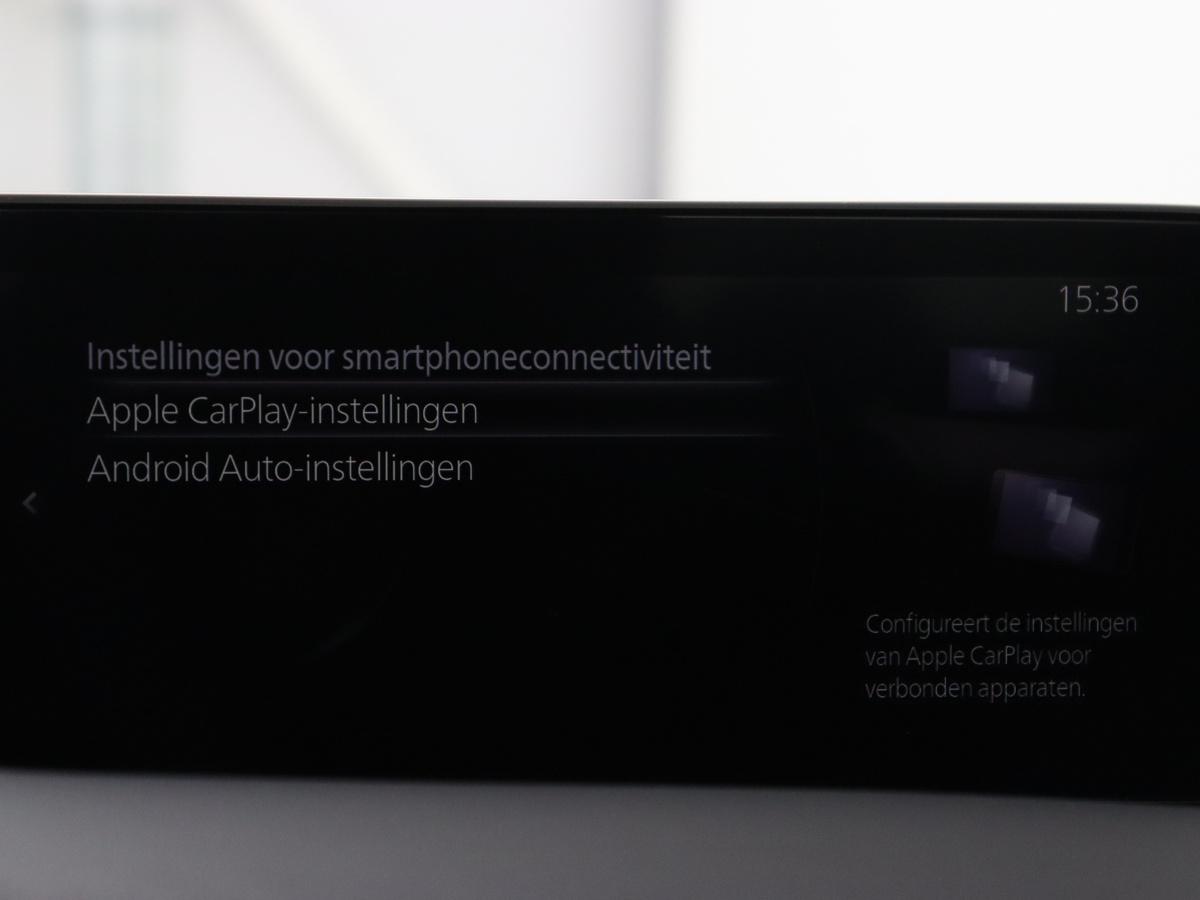 Apple CarPlay: navigeren en muziek luisteren