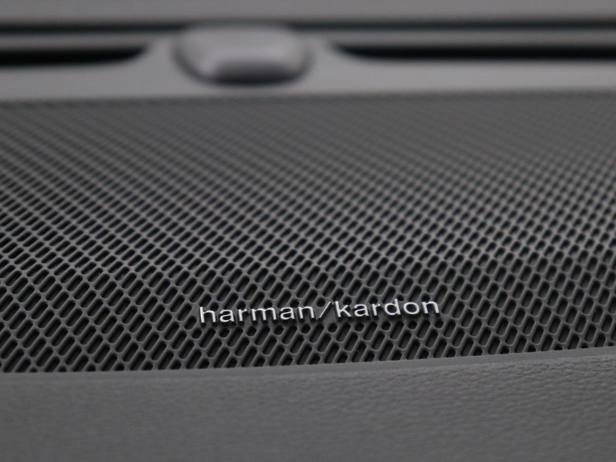 Premium Audio by Harman Kardon