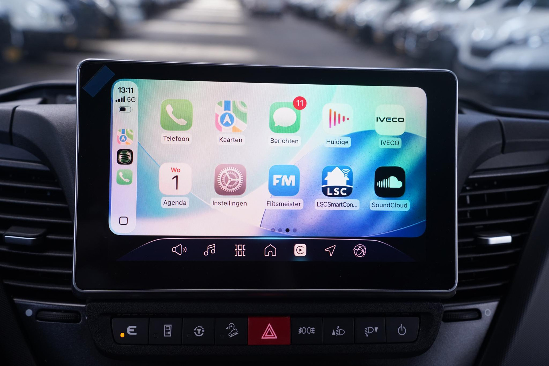 Apple CarPlay/Android Auto
