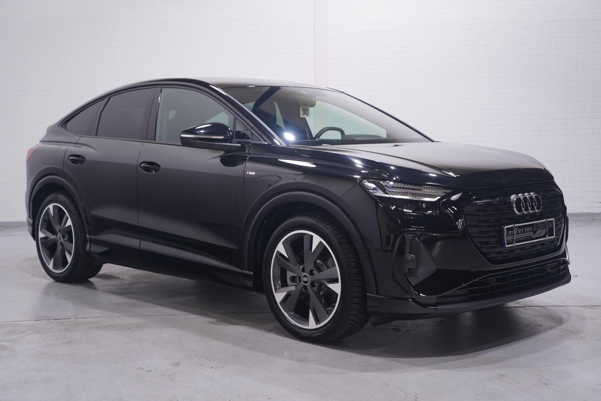 Mythos zwart metallic