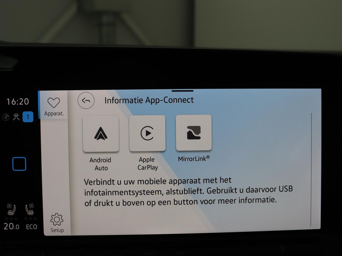 Apple Carplay/Android Auto