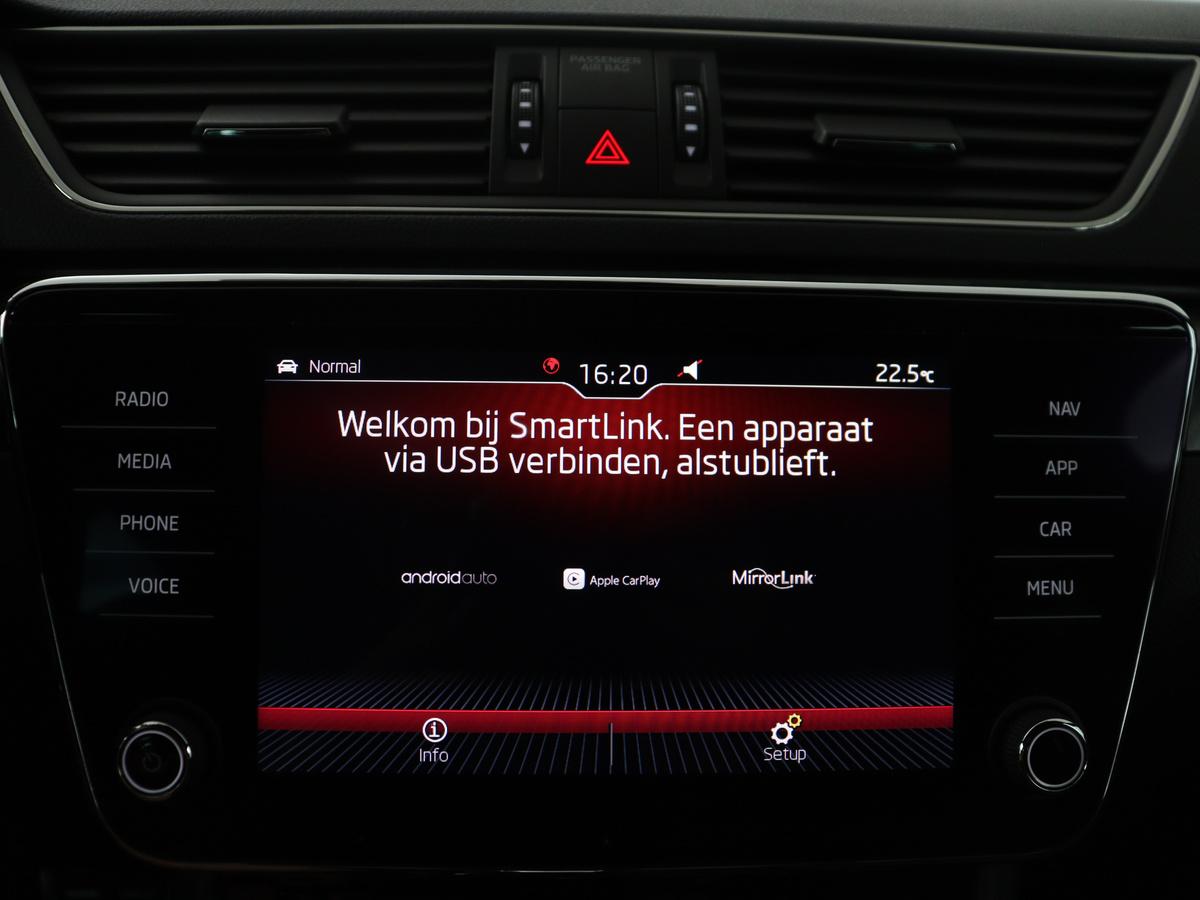 Apple Carplay/Android Auto