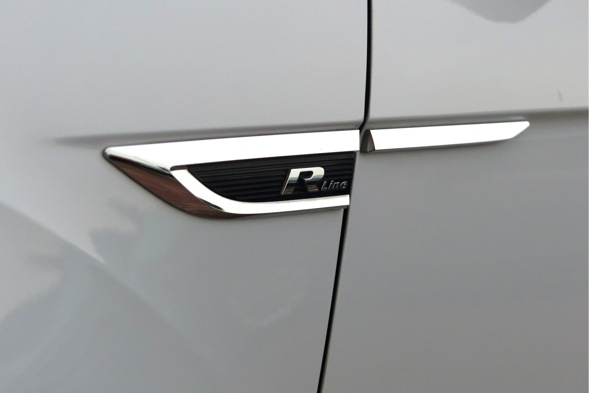 R-Line Exterieur