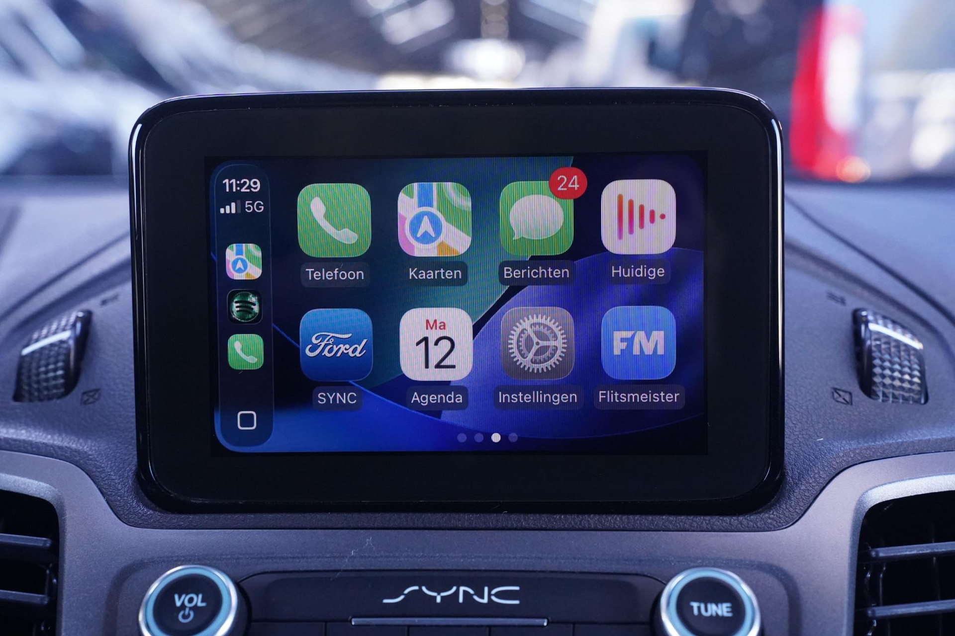 Apple Carplay/Android Auto
