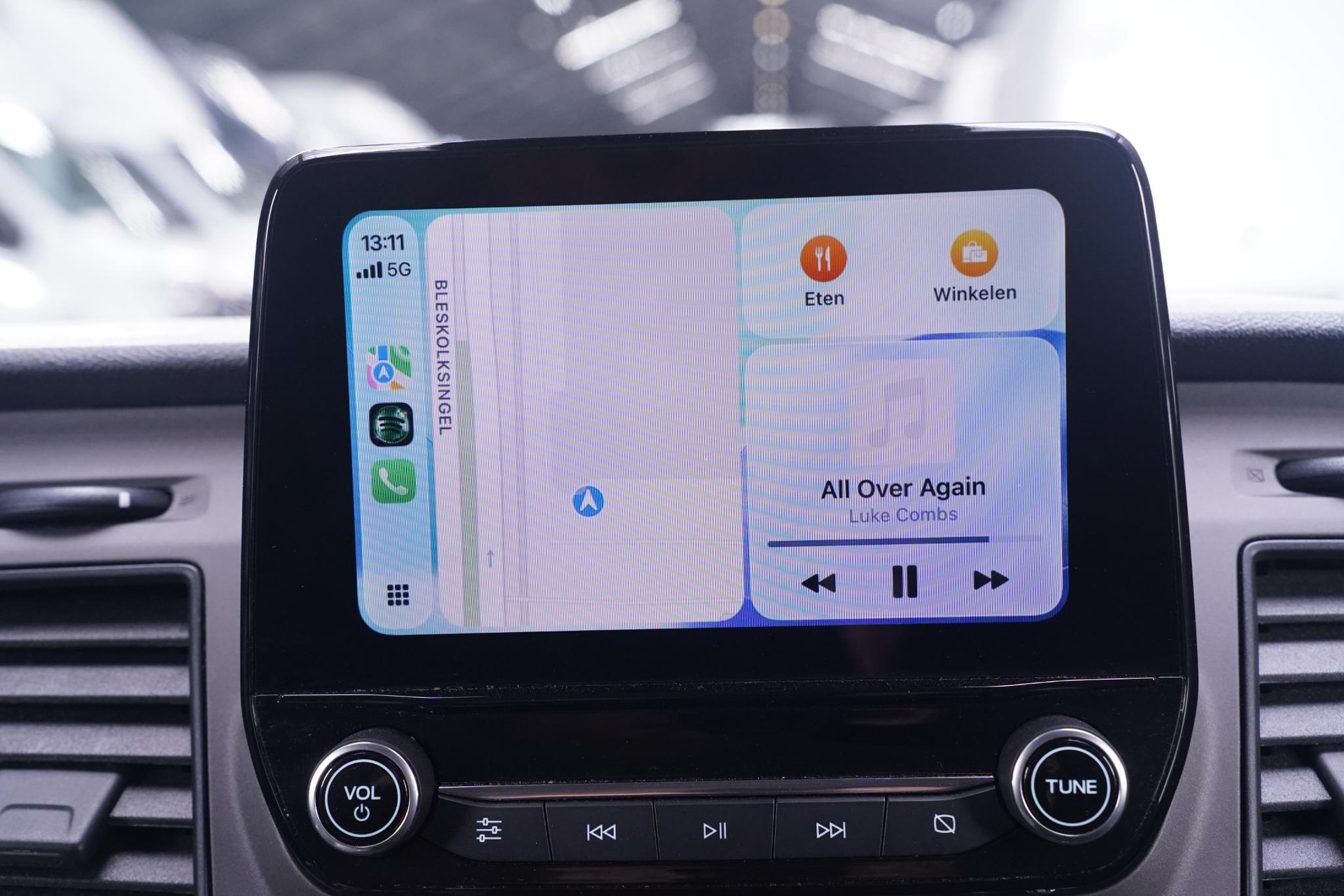 Apple Carplay/Android Auto